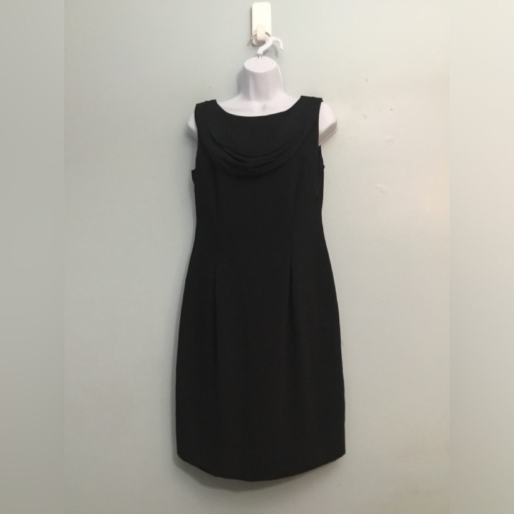 Classic Black Sleeveless Sheath Dress